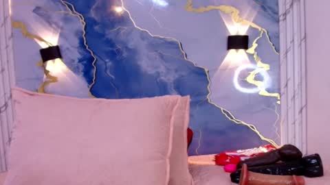 Snapshot of _lorrayne_ chatting on October 8, 2025, 12:03 pm Lorrayne online show from October 8, 2025, 12:03 pm