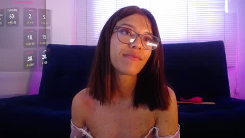 Snapshot of _lucysmith chatting on December 20, 2024, 11:32 am Lucy online show from December 20, 2024, 11:32 am