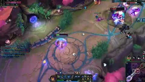 Queen.  Help me reach 100 thumbs up  online show from November 30, 2025, 1:31 am