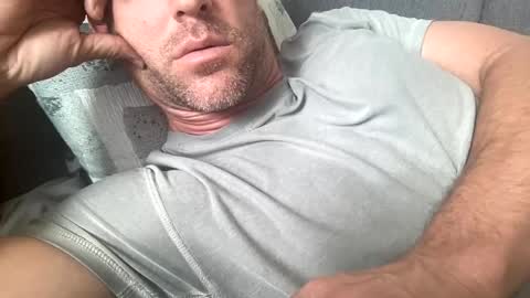 _lululeo_ online show from July 10, 2026, 12:04 am
