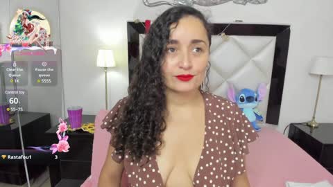  luna  sweet  online show from December 28, 2024, 3:58 am