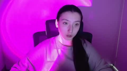 Luna online show from September 12, 2025, 11:32 am