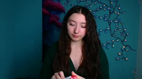 Snapshot of _luna_moon__ chatting on October 12, 2025, 5:28 am Luna online show from October 12, 2025, 5:28 am