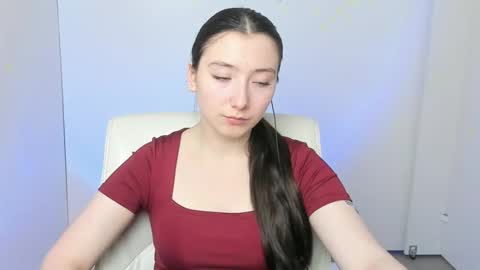 Snapshot of _luna_moon__ chatting on October 23, 2025, 11:20 am Luna online show from October 23, 2025, 11:20 am