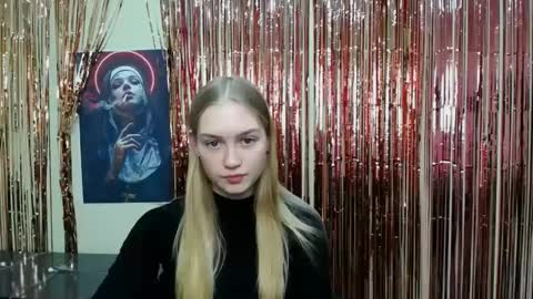 Clara online show from December 2, 2024, 11:45 am