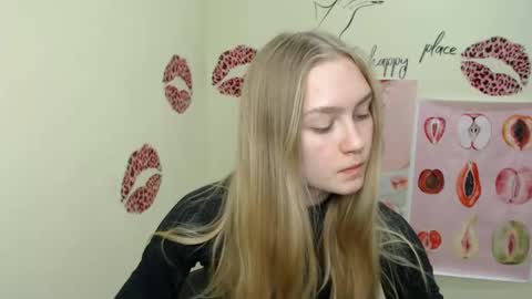 Clara online show from December 6, 2024, 1:11 pm