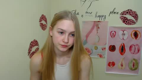 Clara online show from January 24, 2025, 1:25 pm