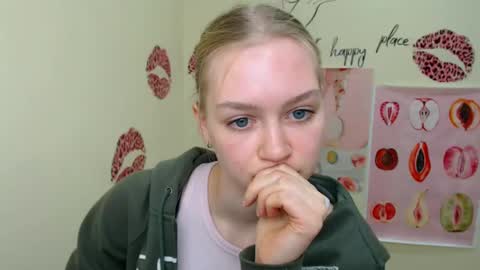 Clara online show from January 26, 2025, 10:02 am