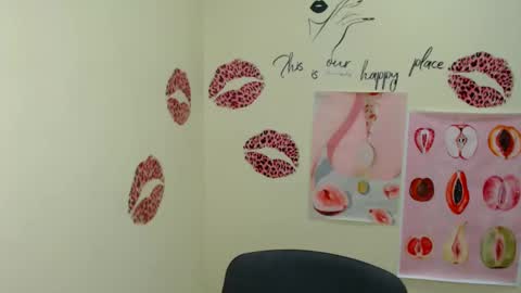 Clara online show from January 29, 2025, 6:33 am