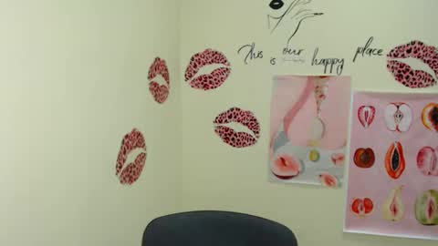 Clara online show from February 1, 2025, 12:58 pm