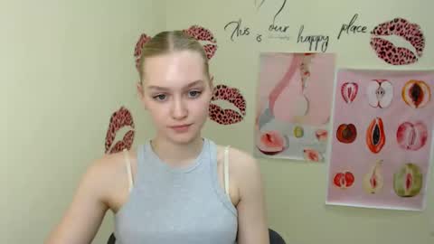 Clara online show from February 1, 2025, 4:00 pm