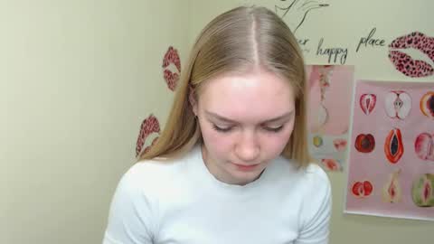 Clara online show from February 9, 2025, 10:20 am