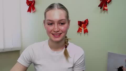 Clara online show from February 25, 2025, 10:47 am