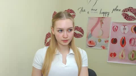 Clara online show from February 27, 2025, 10:37 am