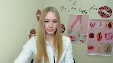 Clara online show from March 8, 2025, 10:32 am