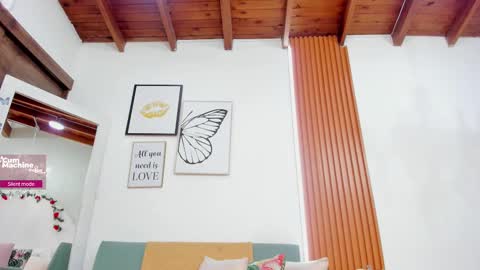 Madison Cooper online show from September 22, 2025, 2:30 pm