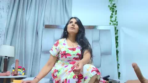 Snapshot of _marcela__ chatting on October 15, 2025, 12:38 pm _marcela__ online show from October 15, 2025, 12:38 pm