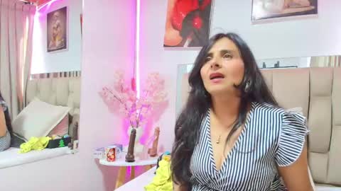 _marcela__ online show from May 11, 2026, 2:45 pm
