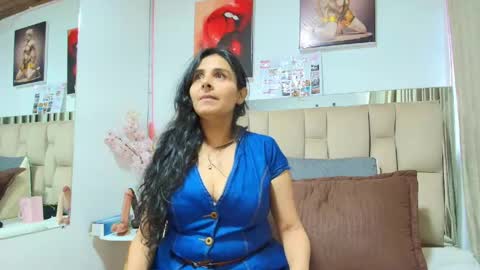 _marcela__ online show from May 22, 2026, 11:27 am