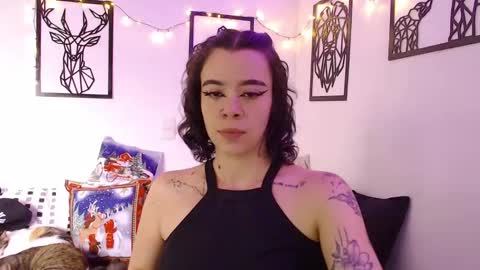 Snapshot of _marcela_wi chatting on January 2, 2025, 8:35 pm Marce online show from January 2, 2025, 8:35 pm