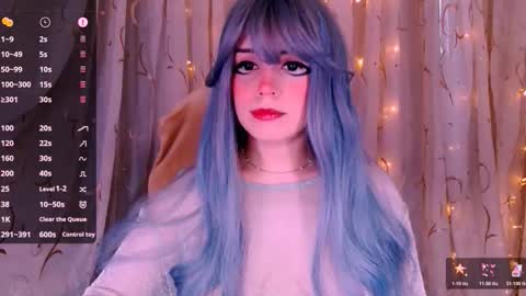 Kira online show from November 10, 2025, 8:24 am