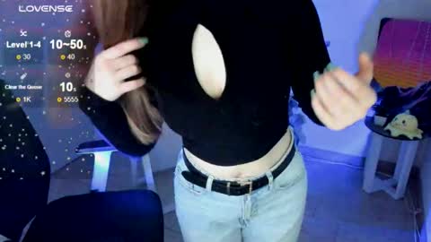 Snapshot of _margoqueen_ chatting on October 24, 2025, 7:05 am Margo online show from October 24, 2025, 7:05 am