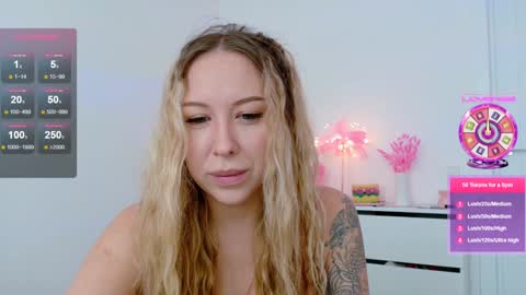 Snapshot of _mari_ chatting on February 16, 2026, 7:48 am _mari_ online show from February 16, 2026, 7:48 am