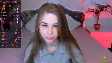 Snapshot of _mari_clark chatting on January 6, 2025, 9:22 pm Eva  online show from January 6, 2025, 9:22 pm