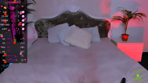 Snapshot of _mari_clark chatting on January 20, 2025, 5:48 am Eva  online show from January 20, 2025, 5:48 am