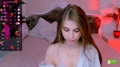 Snapshot of _mari_clark chatting on January 31, 2025, 1:43 am Eva  online show from January 31, 2025, 1:43 am
