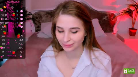 Snapshot of _mari_clark chatting on February 1, 2025, 4:35 am Eva  online show from February 1, 2025, 4:35 am