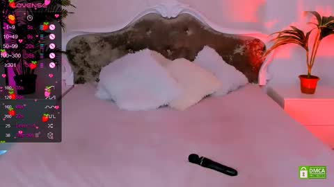 Snapshot of _mari_clark chatting on February 18, 2025, 2:27 am Eva  online show from February 18, 2025, 2:27 am