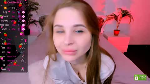 Snapshot of _mari_clark chatting on March 4, 2025, 4:06 am Eva  online show from March 4, 2025, 4:06 am