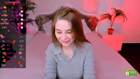 Snapshot of _mari_clark chatting on March 6, 2025, 7:54 pm Eva  online show from March 6, 2025, 7:54 pm
