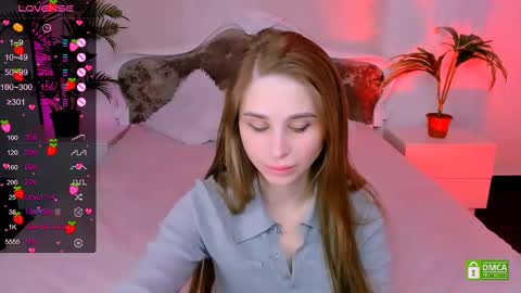 Snapshot of _mari_clark chatting on March 10, 2025, 2:17 am Eva  online show from March 10, 2025, 2:17 am