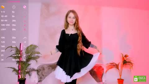 Snapshot of _mari_clark chatting on September 12, 2025, 9:37 pm Eva  online show from September 12, 2025, 9:37 pm