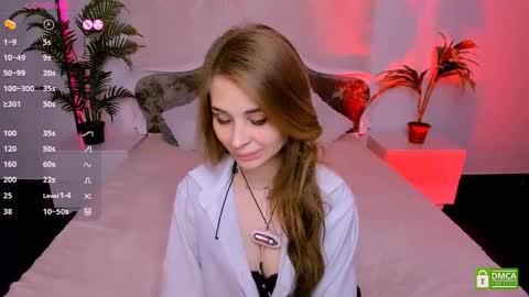 Snapshot of _mari_clark chatting on September 26, 2025, 9:52 pm Eva  online show from September 26, 2025, 9:52 pm