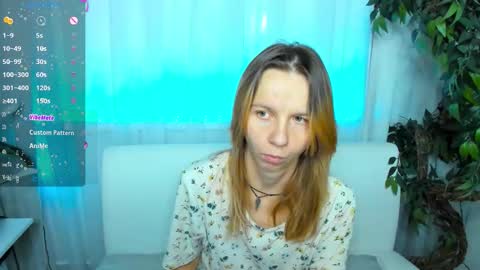 Scarlett online show from September 13, 2025, 5:29 am