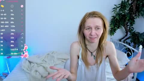 Scarlett online show from May 3, 2026, 4:29 am