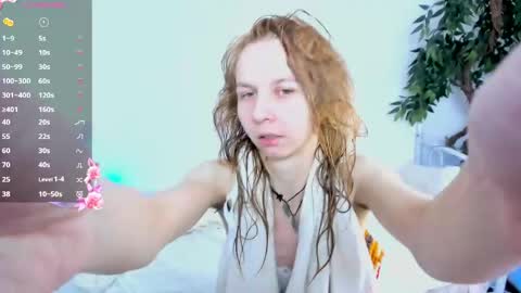 Scarlett online show from May 4, 2026, 8:21 am