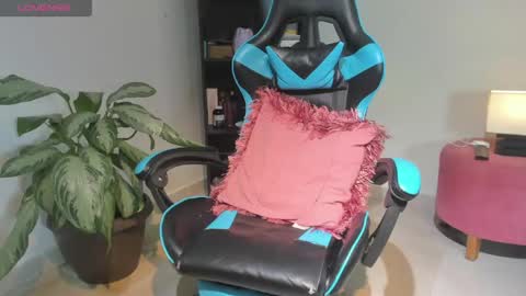 Snapshot of _maria_foxx_ chatting on May 16, 2026, 6:17 pm Maria online show from May 16, 2026, 6:17 pm