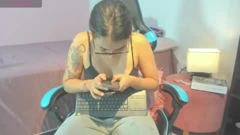 Snapshot of _maria_foxx_ chatting on June 20, 2026, 4:43 pm Maria online show from June 20, 2026, 4:43 pm