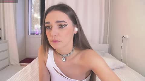 Snapshot of _maridragon_ chatting on October 2, 2025, 7:48 am Mari online show from October 2, 2025, 7:48 am