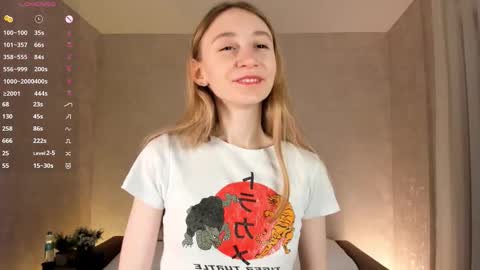  Gwen  online show from November 8, 2025, 3:07 am