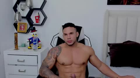 Snapshot of _matthew_santos_ chatting on December 14, 2024, 10:56 am _matthew_santos_ online show from December 14, 2024, 10:56 am