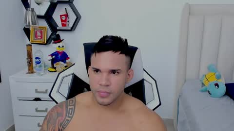 Snapshot of _matthew_santos_ chatting on December 28, 2024, 2:11 am _matthew_santos_ online show from December 28, 2024, 2:11 am