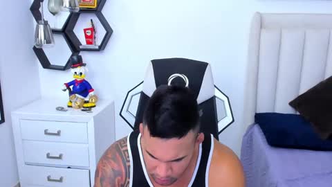 Snapshot of _matthew_santos_ chatting on January 18, 2025, 1:52 am _matthew_santos_ online show from January 18, 2025, 1:52 am