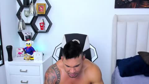 Snapshot of _matthew_santos_ chatting on February 18, 2025, 2:38 am _matthew_santos_ online show from February 18, 2025, 2:38 am