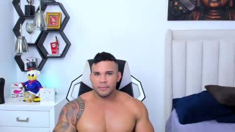 Snapshot of _matthew_santos_ chatting on February 19, 2025, 8:31 pm _matthew_santos_ online show from February 19, 2025, 8:31 pm