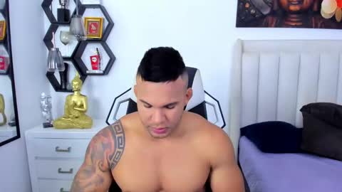 Snapshot of _matthew_santos_ chatting on September 10, 2025, 12:10 am _matthew_santos_ online show from September 10, 2025, 12:10 am
